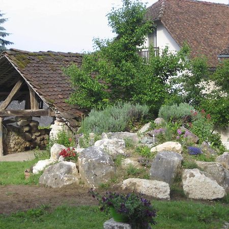 La Maison Sur Les Nuages Hotel Saint-Christophe  Exterior photo