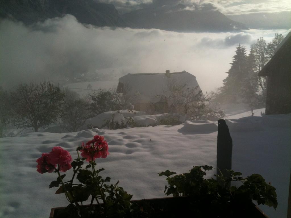 La Maison Sur Les Nuages Hotel Saint-Christophe  Exterior photo